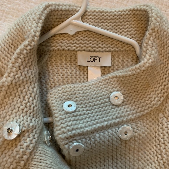 Ann Taylor Loft Cable knit sweater - Picture 3 of 3